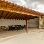 Fidalsa Rest Station * Burgo