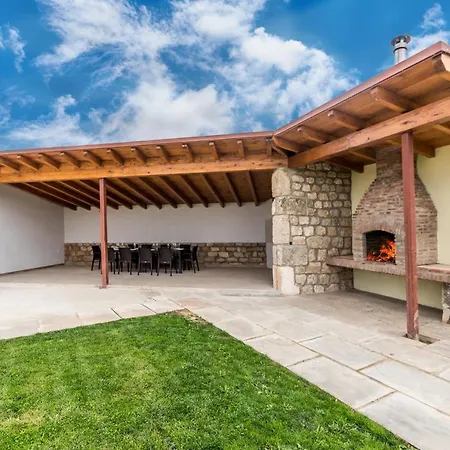 فيلة Fidalsa Rest Station Burgo